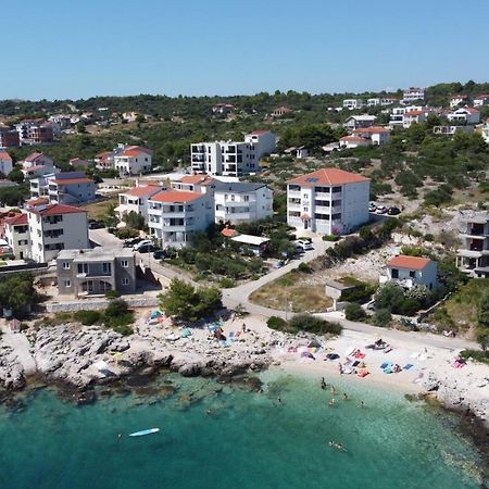 Beach House Paradiso Rogoznica  Esterno foto